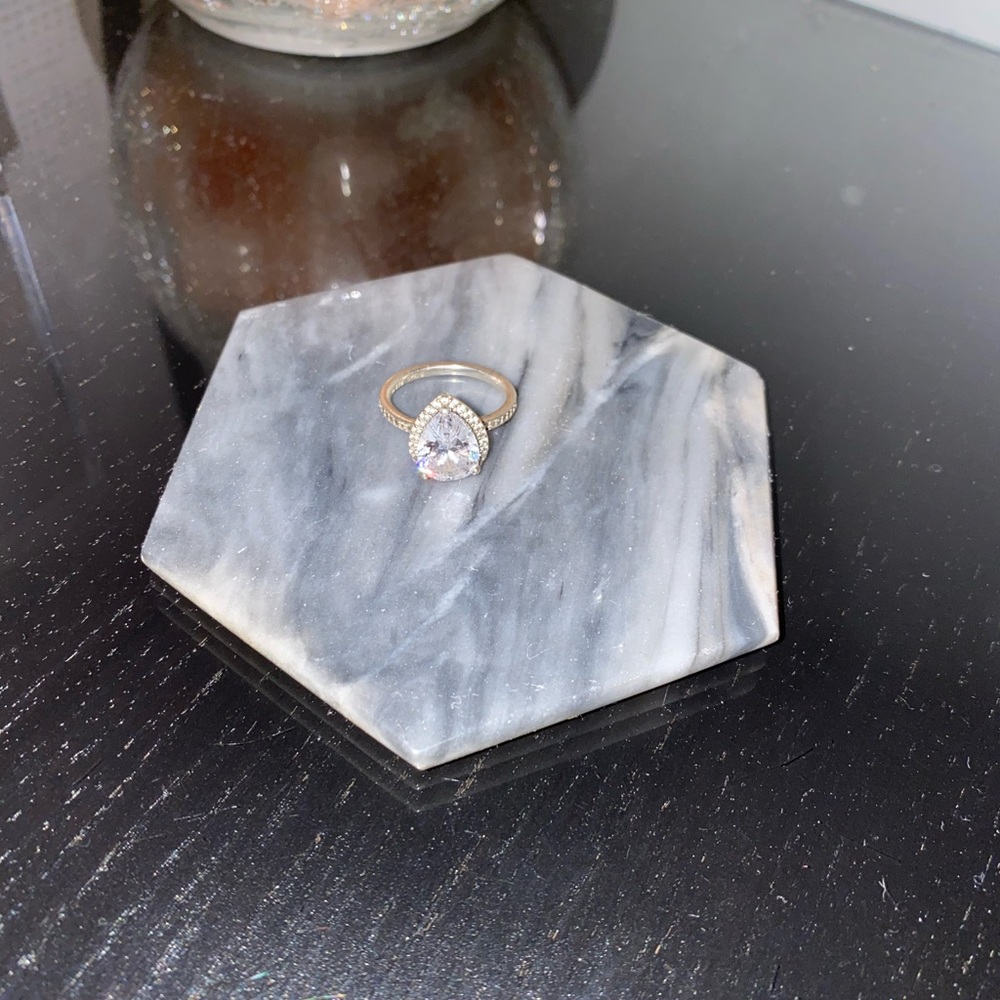 Pandora tear drop ring